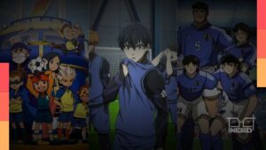 Personagens de animes jogando futebol em campo, com cenas de ação