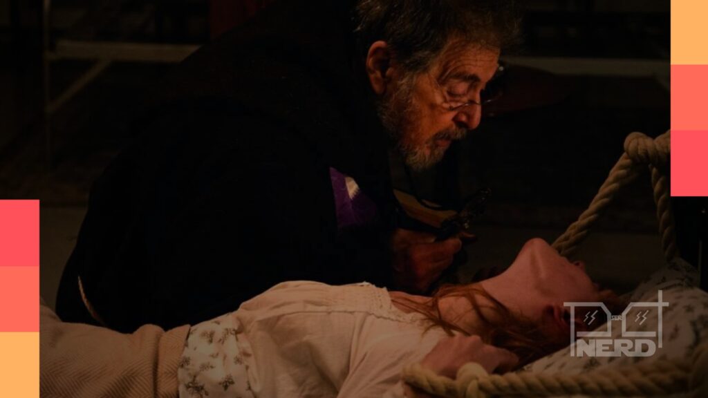 Al Pacino como padre Theophilus Riesinger em cena do filme O Ritual, nova adaptação da história real de Emma Schmidt que inspirou O Exorcista