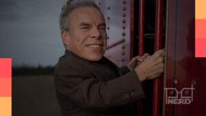 Warwick Davis como Filius Flitwick na série da HBO