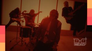 Clipe de Hugs da banda Paledusk para o anime Gachiakuta