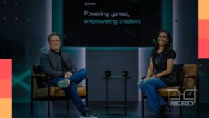 Logotipo do Xbox com silhuetas representando Phil Spencer e Sarah Bond em transição de liderança