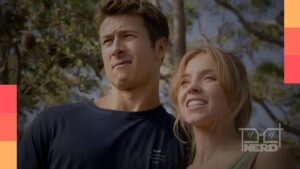 Ilustração com cinco ícones de filmes e o selo Prime Video, indicando recomendações para matar o tédioalt