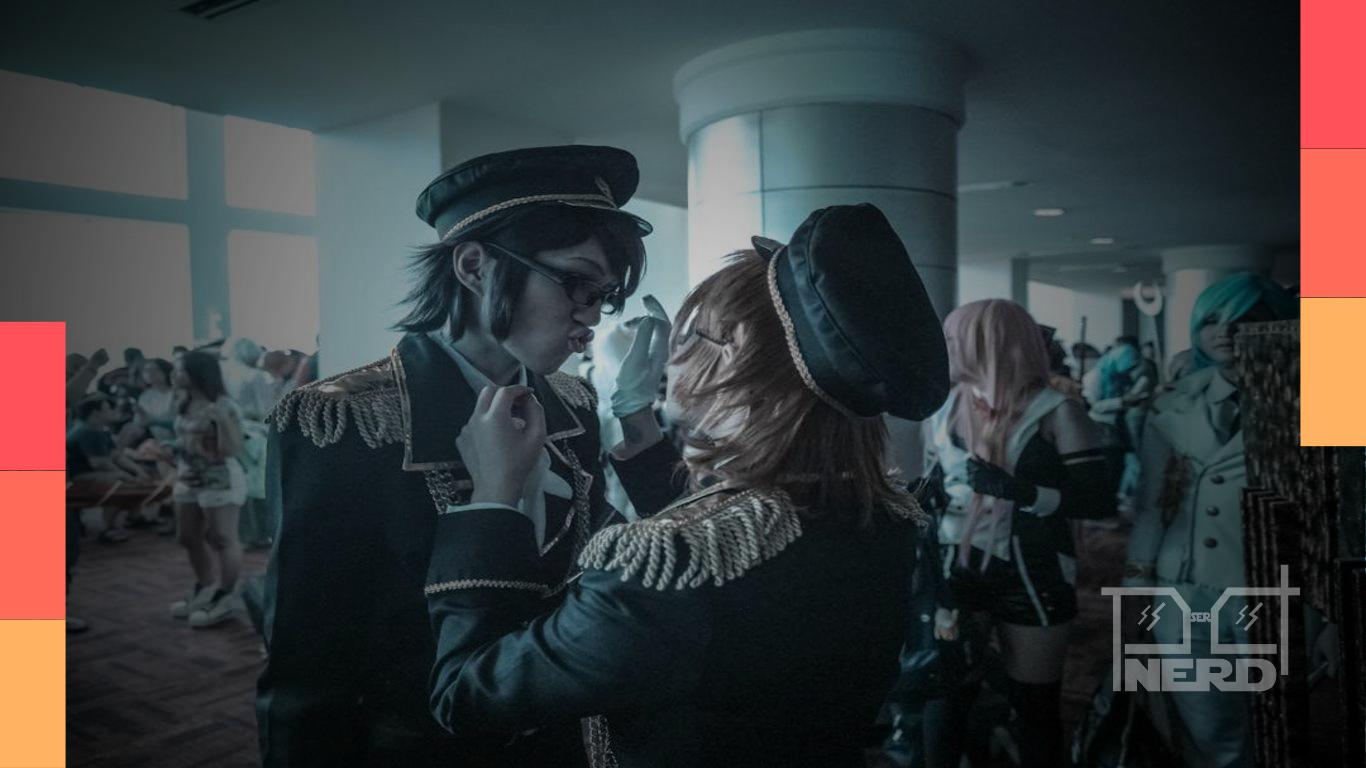 Pessoas em cosplay em evento de cultura geek Anime Poços na Urca, em Poços de Caldas