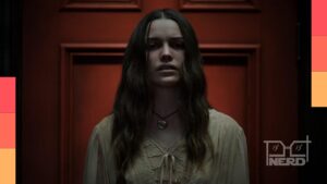 Cena de terror na Netflix com a atmosfera dramática de A Maldição da Residência Hill, atribuída a Mike Flanagan