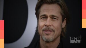 Brad Pitt em cena icônica ao lado de referências de filmes como Era Uma Vez em... Hollywood e Clube da Luta