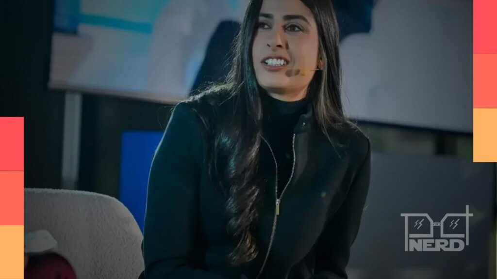 Ilustração com a sigla Xbox e a executiva Asha Sharma, sugerindo incerteza e mudança de estratégia.
