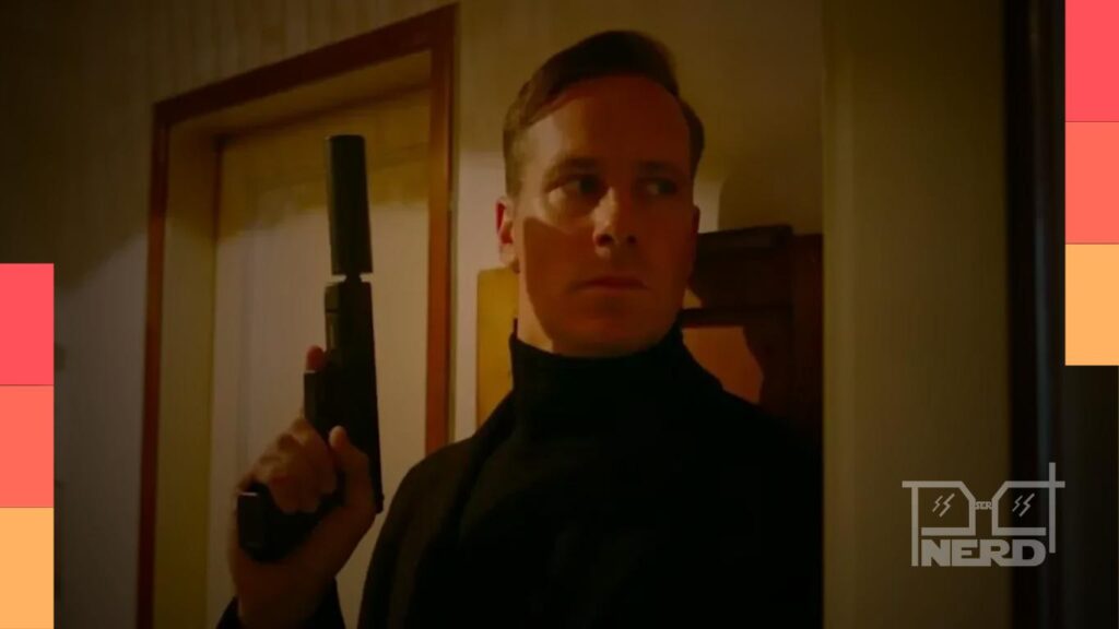 Cena promocional de Citizen Vigilante com Armie Hammer e referência ao banimento na Alemanha pela FSK