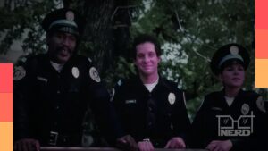 Ilustração com Jordan Peele e clima de Loucademia de Polícia, indicando cancelamento do reboot