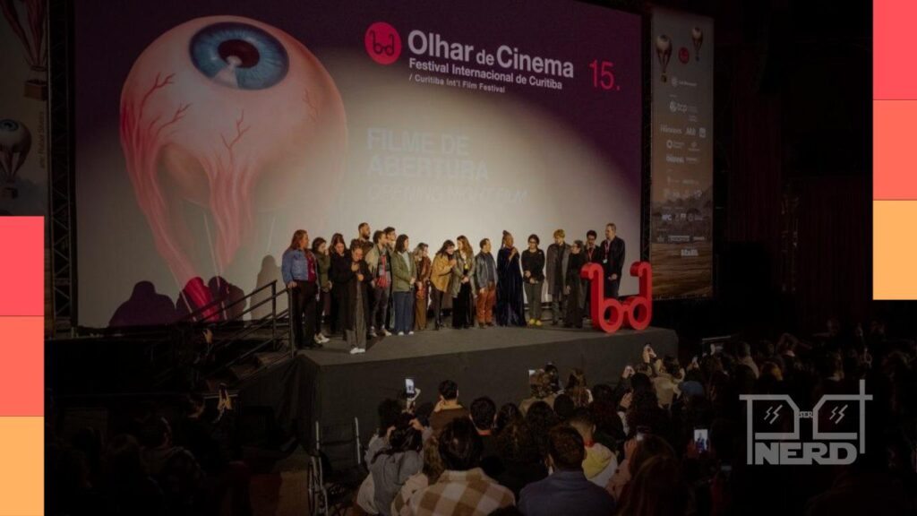Imagem do festival Olhar de Cinema em Curitiba com destaque para os filmes inovadores e a possibilidade de assistir no streaming