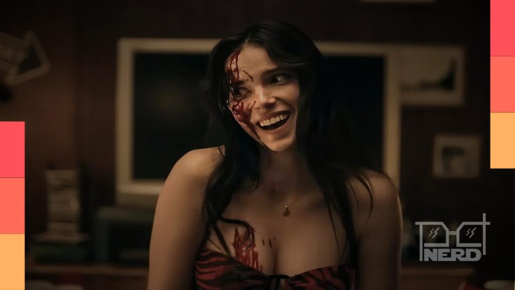 Inde Navarrette em cena de Obsessão, novo fenômeno do terror em cinemas