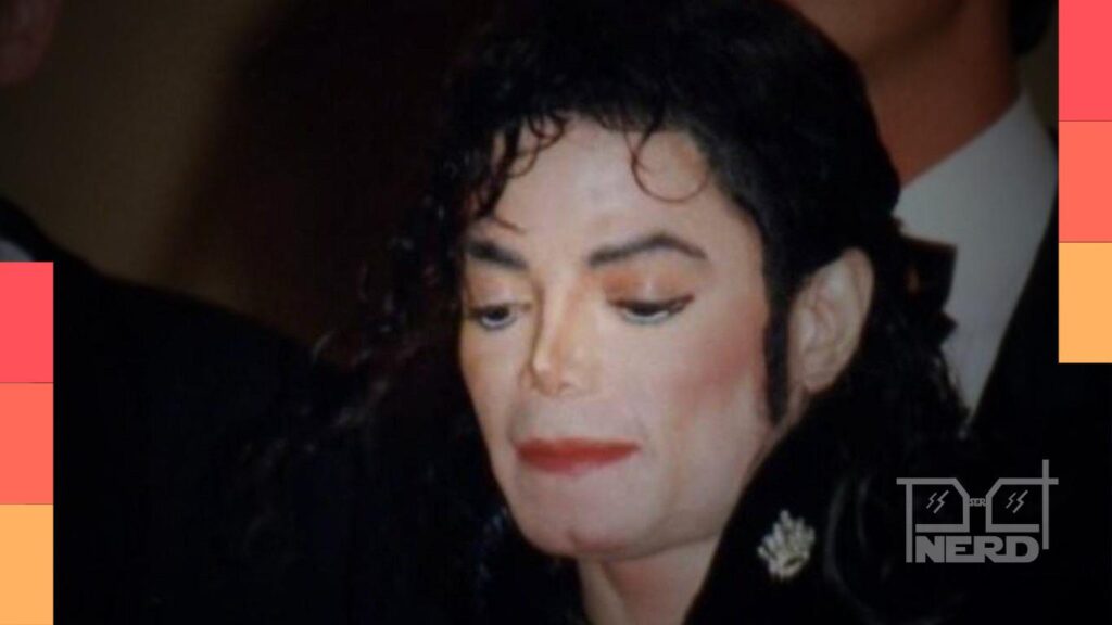 Michael Jackson em registro de performance, com foco em documentários e filmes sobre sua história