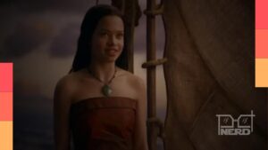Moana em live-action com Dwayne Johnson ao fundo, destacando comparação de bilheteria