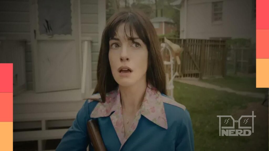 Anne Hathaway correndo enquanto um dinossauro persegue em uma cena teaser de O Fim da Rua