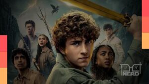 Cena de Percy Jackson em ação na 3ª temporada, com Thalia Grace e elementos do Olimpo
