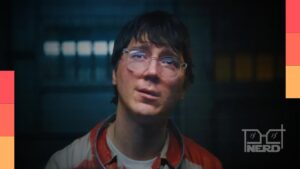 Paul Dano em divulgação, possível elenco do remake de Possessão ao lado de Margaret Qualley e Callum Turner