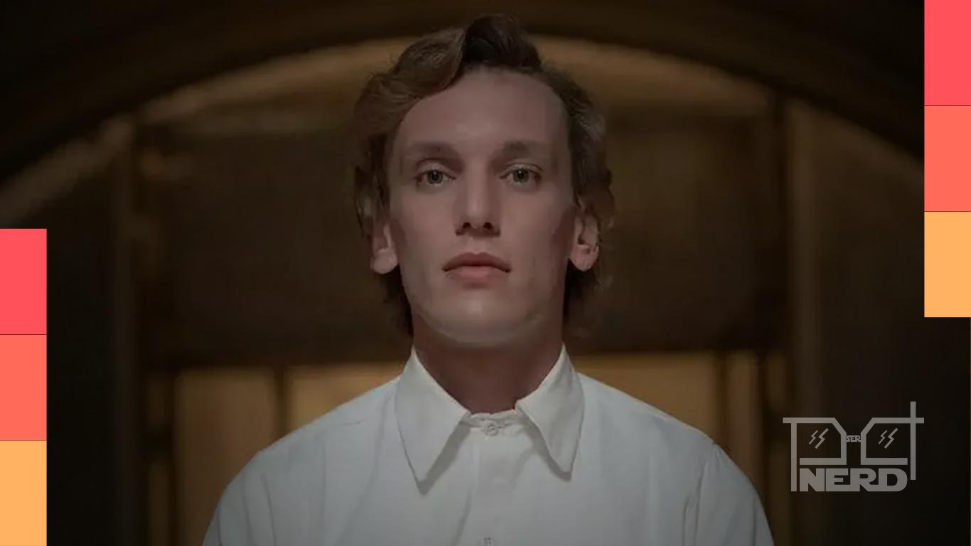 Jamie Campbell Bower confirmado para interpretar Celeborn na 3ª temporada de O Senhor dos Anéis: Os Anéis de Poder