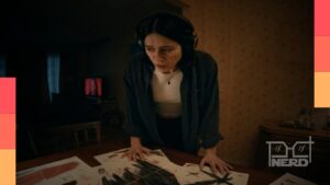 Cena promocional de Undertone, terror da A24, com Nina Kiri e atmosfera de suspense para estreia na HBO Max