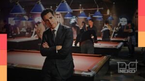 Colin Farrell como o detetive extraterrestre John Sugar em cena noturna em Los Angeles, em destaque para a série Sugar do Apple TV+.
