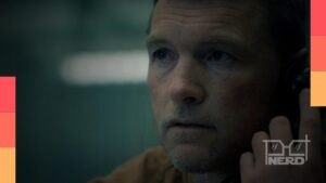 Sam Worthington em Eu Vou Te Encontrar com clima de suspense e referência a franquias como Avatar