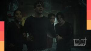 Família presa dentro da casa em A Última Casa, filme da Netflix, com clima de suspense e reflexão sobre o mundo