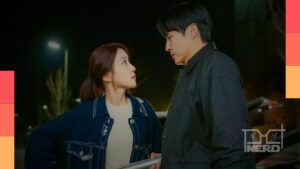 Personagens de Assustadoramente Apaixonados em cena, com destaque para a agenda de episódios na Netflix