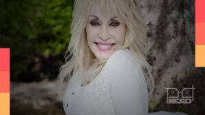 Dolly Parton em foto de divulgação, tema da notícia sobre a causa da morte confirmada