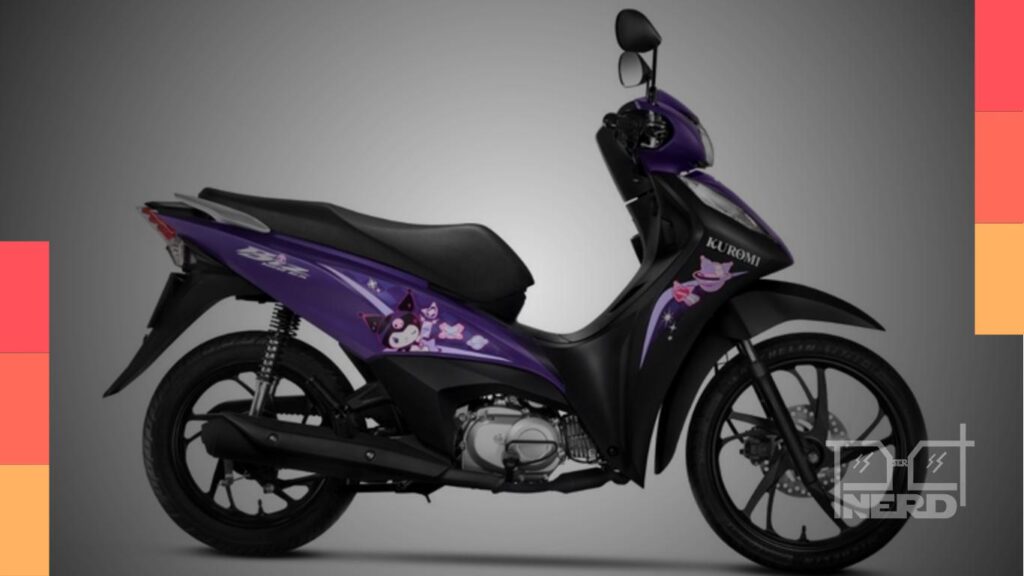Honda Biz 125 EX Kuromi com visual roxo e gráficos exclusivos inspirados em personagem geek