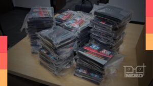 Cartuchos de NES em embalagens originais encontrados em uma caixa lacrada no fundo de um depósito