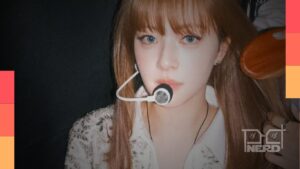 Jeongyeon do TWICE em imagem de divulgação; cantora confirma saída da JYP, mas diz que seguirá no grupo
