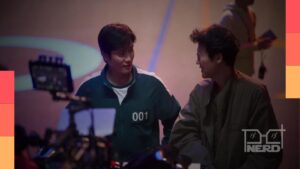 Lee Byung-hun como Front Man e Hwang Dong-hyuk durante o anúncio do novo filme KO Club