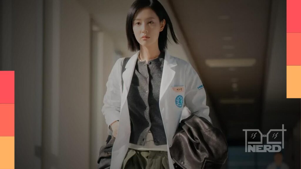 Kim Ji-won como a cirurgiã Gye Soo Jung em Doctor X