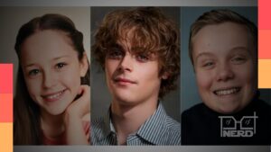 Bonnie Hill como Ginny Weasley, Billy Barratt como Tom Riddle e Lenny Rush como Dobby na 2ª temporada de Harry Potter
