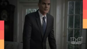 Michael Kelly em foto de divulgação confirmado como William Crockett no elenco regular da terceira temporada de Landman