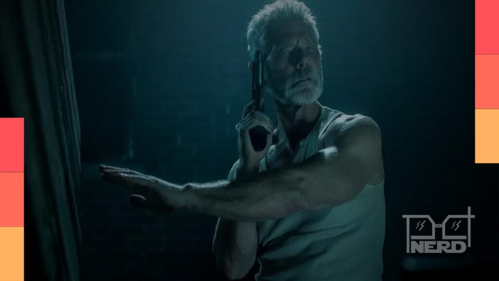 Cena do filme O Homem nas Trevas, com Stephen Lang como Norman Nordstrom