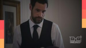 Charlie Carrick como Comandante Judd em Os Testamentos, com aumento de presença na 2ª temporada