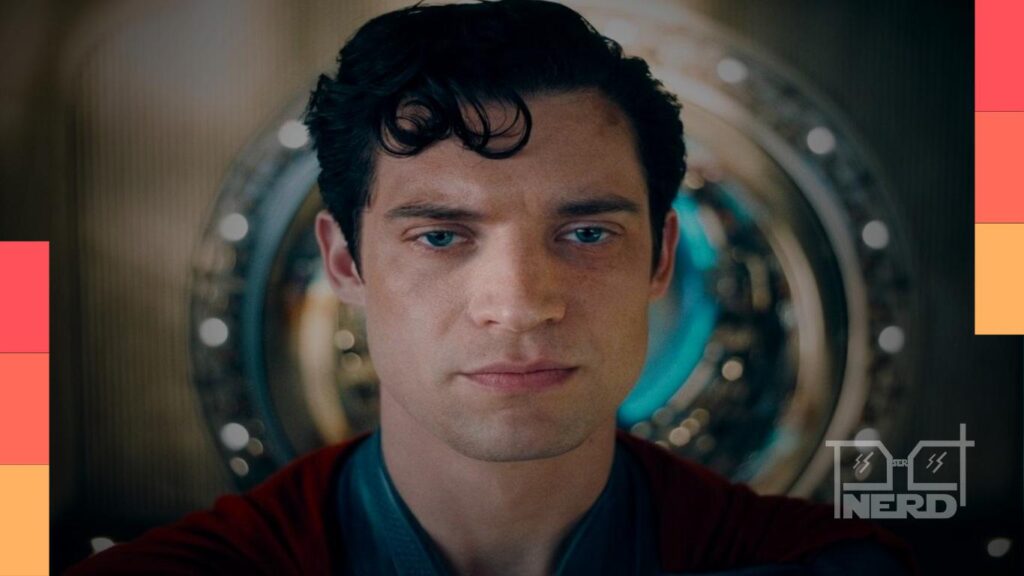 Superman interpretado por David Corenswet em cena do novo universo da DC
