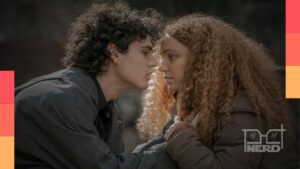 Estudante do ENEM usando filmes, séries, músicas e livros como repertório sociocultural para argumentar