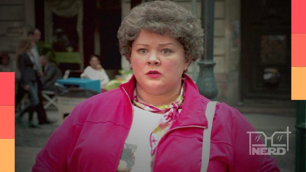 Melissa McCarthy em cena do filme A Espiã que Sabia de Menos