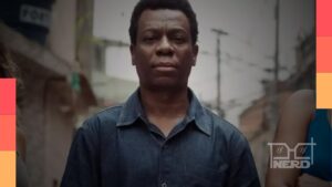 Alexandre Rodrigues como Buscapé na série Cidade de Deus: A Luta Não Para