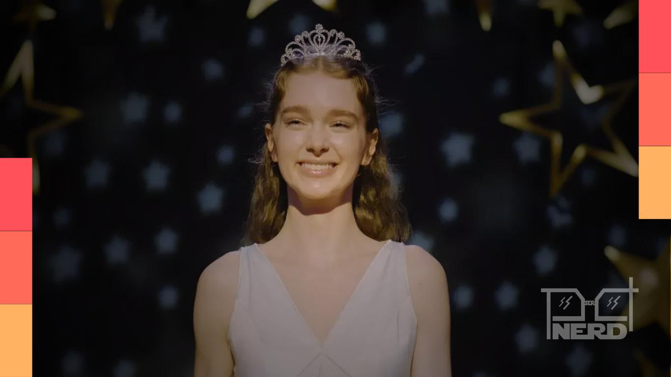 Imagem promocional da série Carrie, renovada pelo Prime Video para a segunda temporada
