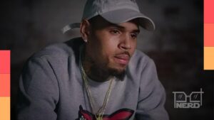Chris Brown em imagem de divulgação após receber sentença de prisão suspensa na Inglaterra