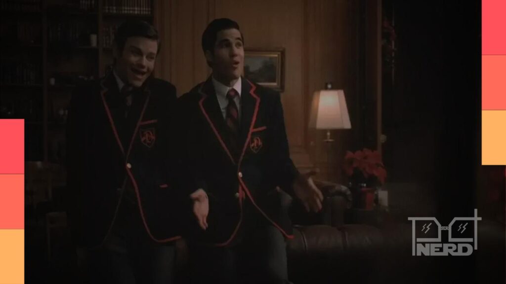 Darren Criss e Chris Colfer em imagem de Glee, série em que cantaram Baby, It’s Cold Outside.