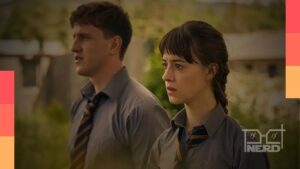 Daisy Edgar-Jones e Paul Mescal como Marianne e Connell em Normal People