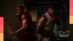 Noah Centineo como Ken e Andrew Koji como Ryu em cena de Street Fighter