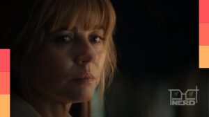 Linda Cardellini como Pamela Voorhees na série Crystal Lake