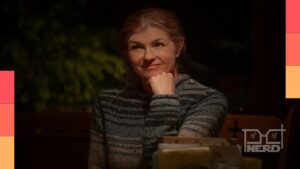 Connie Britton como Ellen em cena da série Fingida