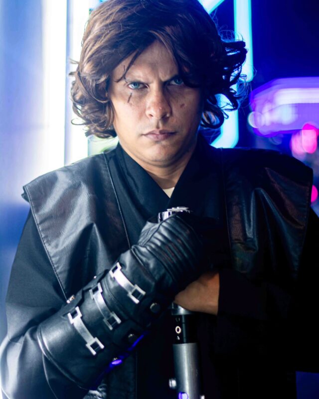 Em uma galaxya não  tão  distante....

Fotana do @mos_toyota 
Evento by @gamescomlatam 

Uma foto dessas só  é  possível  graças  aos fotógrafos  incríveis  que registram esses momentos nossos de cosplay  em um evento, então  claro que #fotosboasimportam 

#cosplay #cosplayer #jedi #starwarsday #anakinskywalker